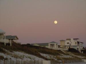 317589_758387627982_490881511_n