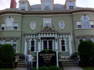 224988_917511652162_1704796580_n