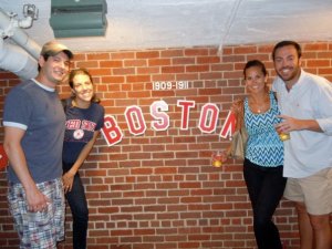 317935_917505903682_459468065_n