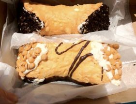 543210_917506971542_230616195_n