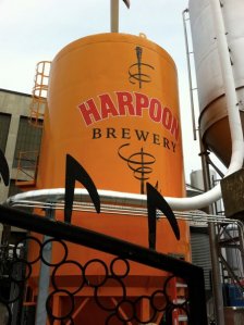 555123_938856307302_388003216_n