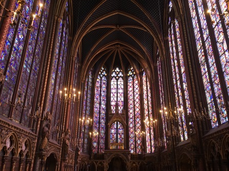 Inside the stunning Sainte-Chappelle